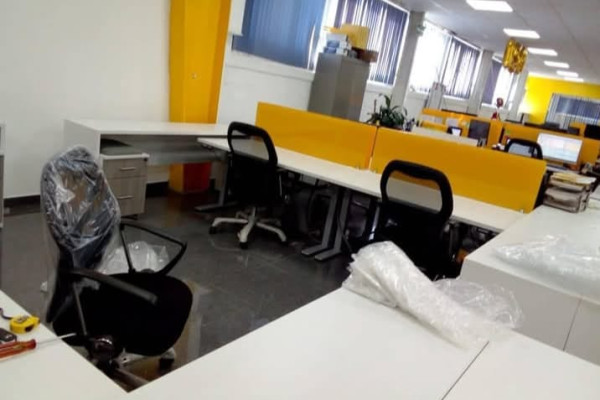 proyecto DOKA JC Mobiliario, diseño de muebles para oficina,